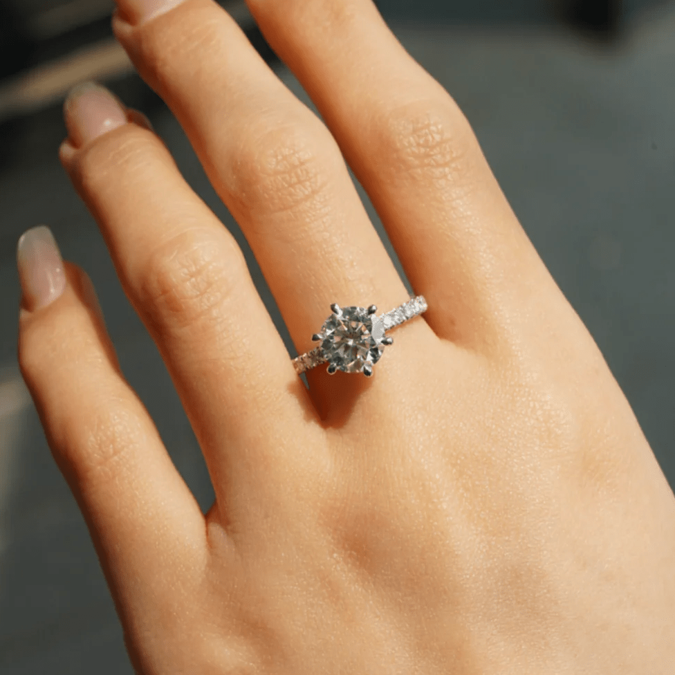 Classic 6 Prong Round Brilliant Cut Moissanite Engagement Ring - Novelle Vow