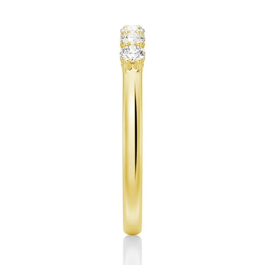 Classic 7 - Stone Moissanite Wedding Band - Novelle Vow