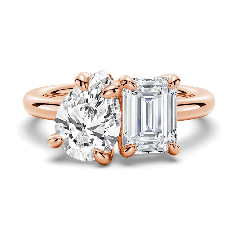 Emerald & Pear Cut Moissanite Toi et Moi Engagement Ring - Novelle Vow