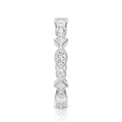 Top view detail showing alternating round marquise princess moissanite in yellow gold color