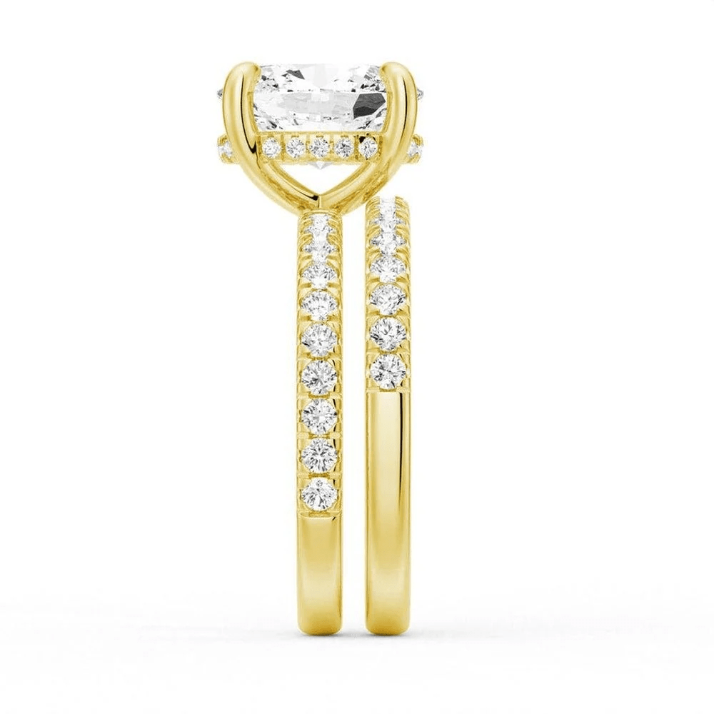 Oval Moissanite Engagement Ring and Pavé Wedding Band Set - Novelle Vow