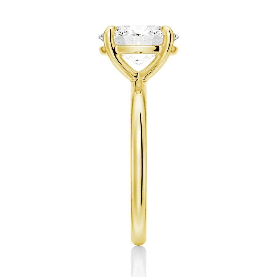 The Clara - Oval Cut Lab Grown Diamond Solitaire Engagement Ring - Novelle Vow