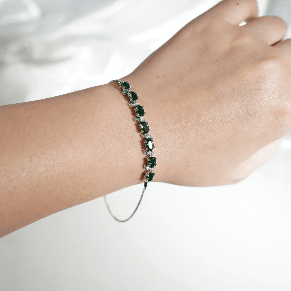 The Daintree - Adjustable Oval Emerald & White Sapphire Bolo Bracelet - Novelle Vow
