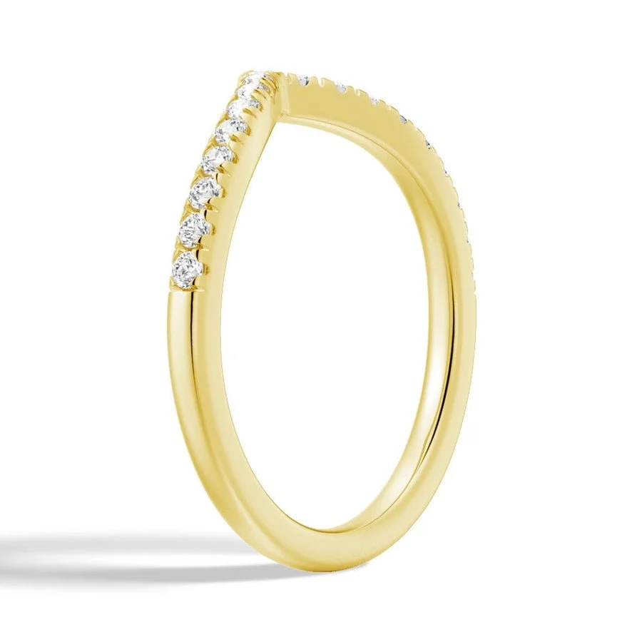Three-quarter perspective view of women's 0.28ct TW curved V moissanite band in yellow gold color